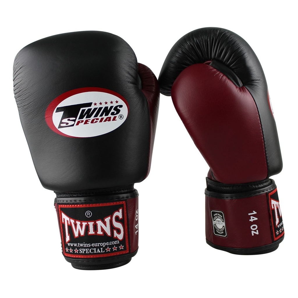 Twins - boxing gloves